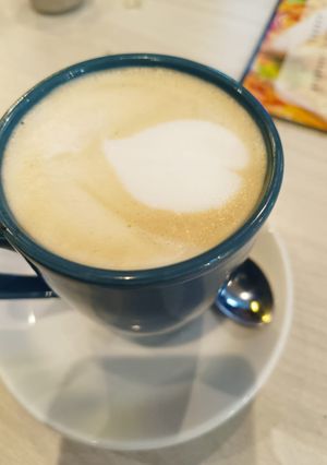 कैप्युचीनो कॉफी (Coffee recipe in Hindi) रेसिपी मुख्य फोटो