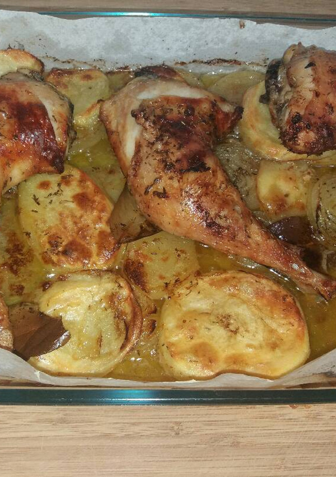 Una foto de Pollo al horno