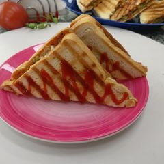A picture of Grilled sandwich.