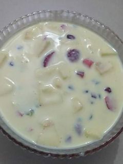 A picture of Fruit Salad.
