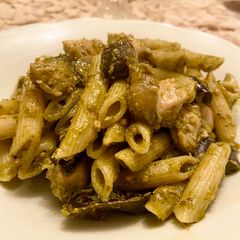 A picture of Basil Pesto.