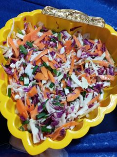 عکسی از دستور سالاد کلم