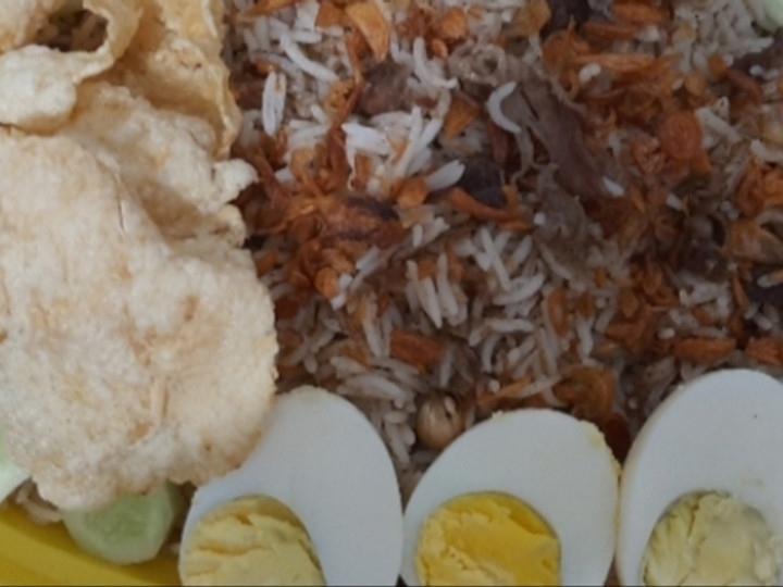 Langkah Mudah untuk Membuat Nasi kebuli magic com ekonomis, Enak