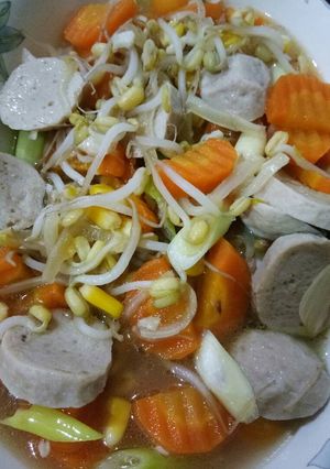 Foto resep Tumis toge, bakso ayam, jagung dan wortel