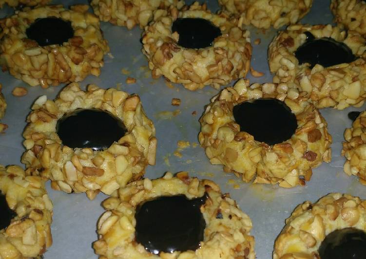 Resep Terbaru Choco Peanut Thumbprint Cookies Nikmat Lezat