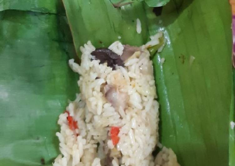 Pais burih khas pandeglang (nasi bakar ati empela)