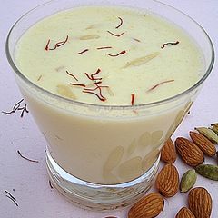 A picture of Badam Kheer (Almond Drink).