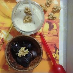 A picture of Frozen Banana dates walnut shake.
