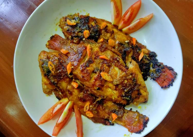Ikan Bakar Jimbaran tapi Rumahan🤣 (gapunya grill pan, cek!!!)