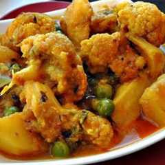 নিরামিষ গ্রেভি ফুলকপি (Niramish Gravy Fulkopi recipe in Bengali)-レシピのメイン写真