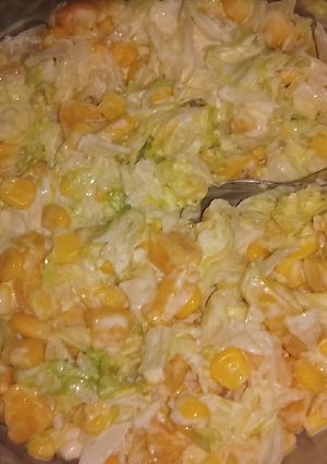 Una foto de Ensalada con melocotón