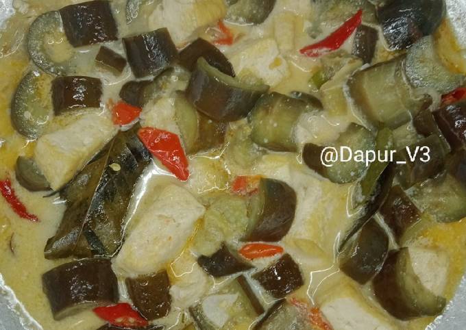 Bagaimana Menyiapkan Terong dan tahu kuah santan Anti Gagal