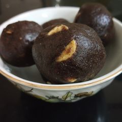 A picture of Ragi Ladoo (Finger millet) with Jaggery | Tasty Sweet Snack | Protein Snack - Healthy Snack for Kids.