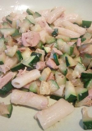 Foto di Pasta fatta in casa con zucchine e tonno