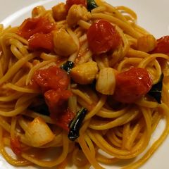 A picture of Spicy scallop linguine.