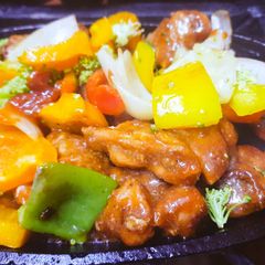A picture of Chicken sizzler.