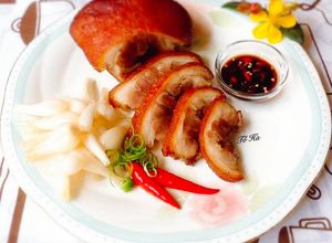 Hình của món Giò bó chiên giòn.