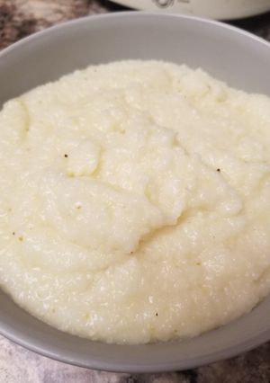 A picture of Grits.