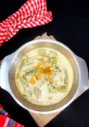 ঝিঙে দুধ শুক্তো রেসিপির প্রধান ছবি