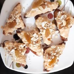 A picture of Shahi tukda.