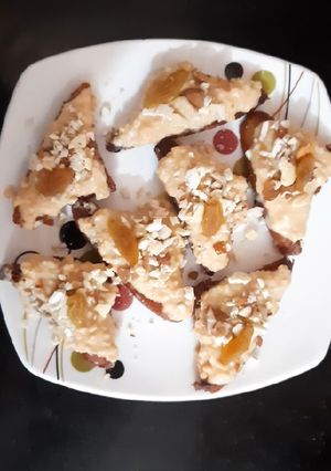 A picture of Shahi tukda.