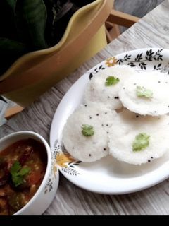 राइस इडली (rice Idli recipe in hindi) रेसिपी मुख्य फोटो