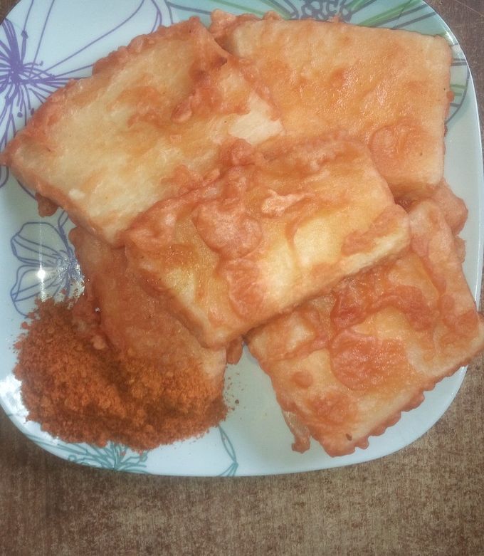A picture of Yam with flour mix.