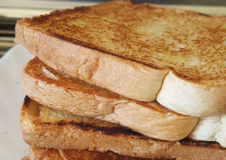 Recipe of Any-night-of-the-week Pan Fried Toast