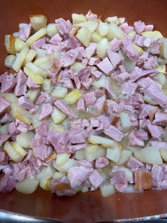 A picture of Gammon (Ham) & Taters.