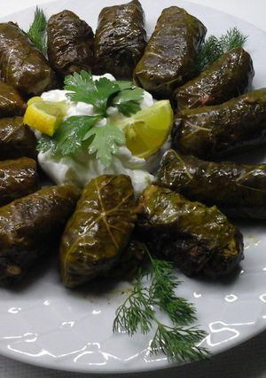 Φωτογραφία της συνταγής Ντολμαδάκια γιαπράκια με κιμά, ρύζι και γιαούρτι