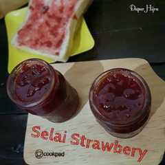 A picture of Selai Strawbery.