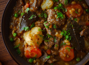 A picture of Hearty Slow Cooker Beef Stew.