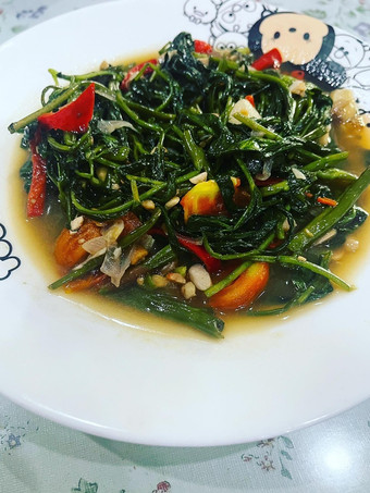 Langkah Mudah untuk Menyiapkan Kangkung cah tauco, Bisa Manjain Lidah