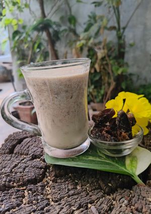 A picture of Hot Dates milk.