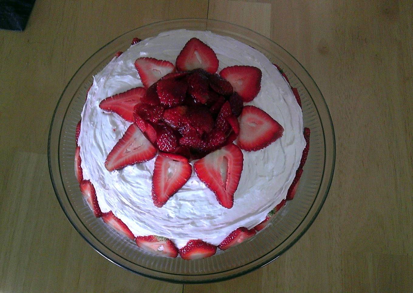 Strawberry filled cake