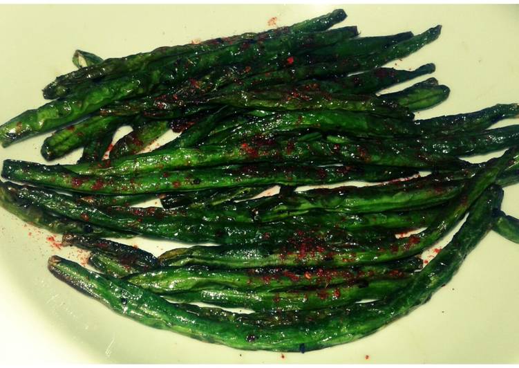 Steps to Prepare Perfect Garlic sauteed green beans