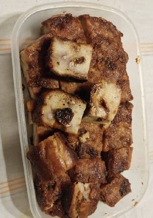 Una foto de Budín de pan clásico