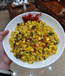 tép khô xào thịt