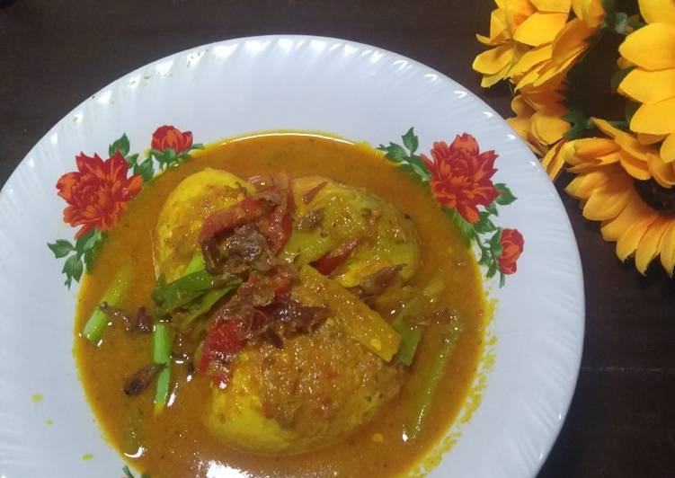 Mudah Cepat Memasak Semur telur bumbu kuning Ala Restoran