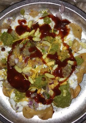A picture of Papdi chat.