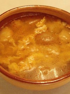 Una foto de Sopa de ajo sencilla