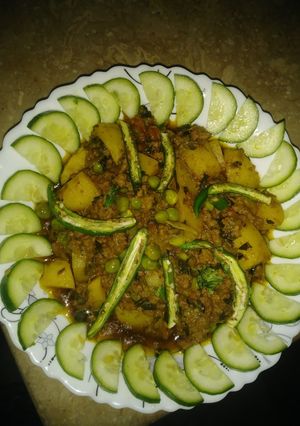 A picture of AlooMatarQeema Methi(sardion ki soghat).