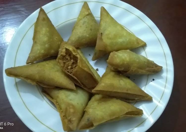 Sweet coconut samosa#idd challenge