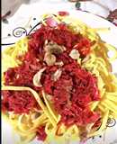 Pasta con salsa de remolacha