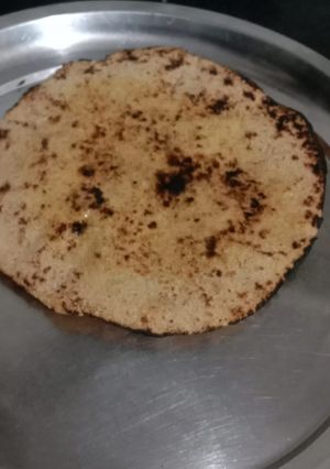 मक्का की रोटी (Makka ki roti recipe in hindi) रेसिपी मुख्य फोटो