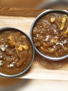 सूजी का हलवा (sooji ka halwa recipe in Hindi) रेसिपी मुख्य फोटो