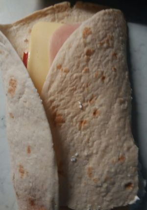 Φωτογραφία της συνταγής Τορτίγια με cottage cheese, 🍅 και γκούντα ευλογημένο, γαλοπούλα!!!