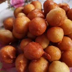 اللقيمات اللذيذة 😋😰-レシピのメイン写真