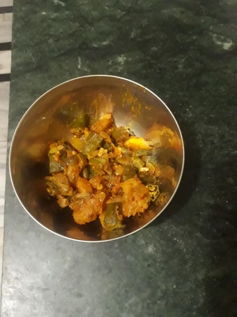 Easy Steps to Make Ladyfinger (bhindi) with potato which Delicious