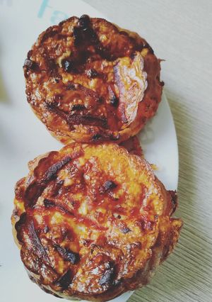 Une photo de Mini quiches sans pâte camembert et bacon